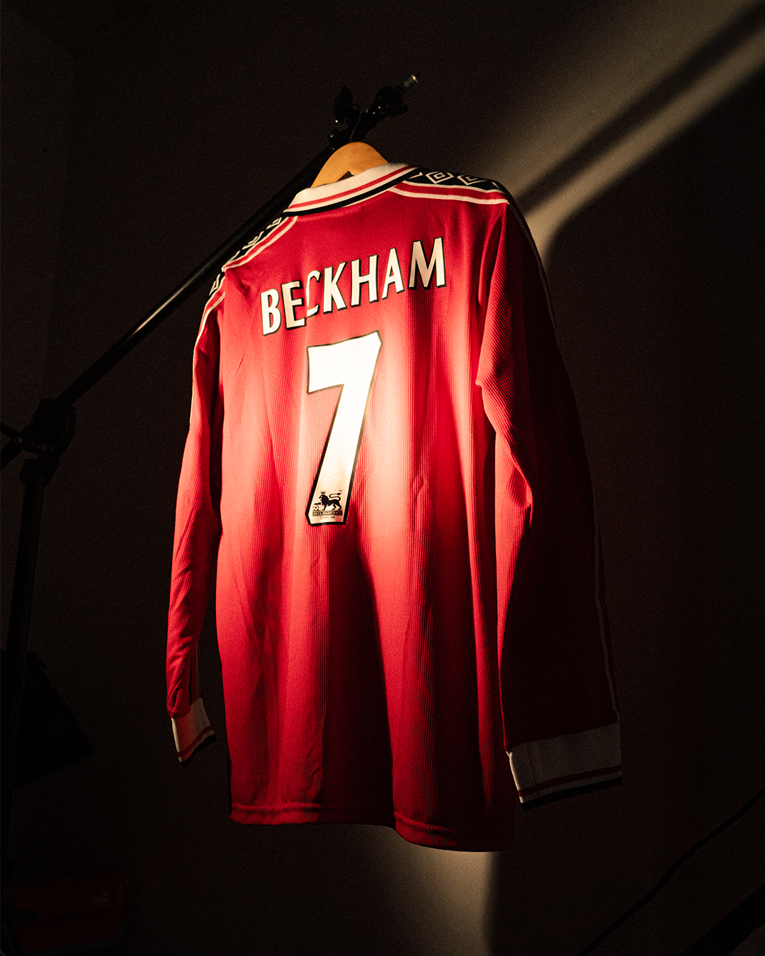 MANCHESTER UNITED 1998/99 LOCAL BECKHAM #7
