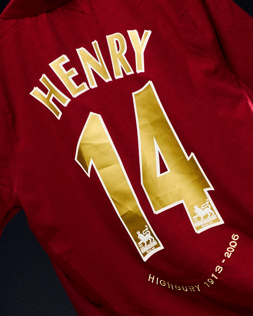 Arsenal 2005 Local